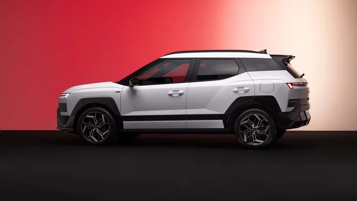 Lateral Hyundai Bayon 2027