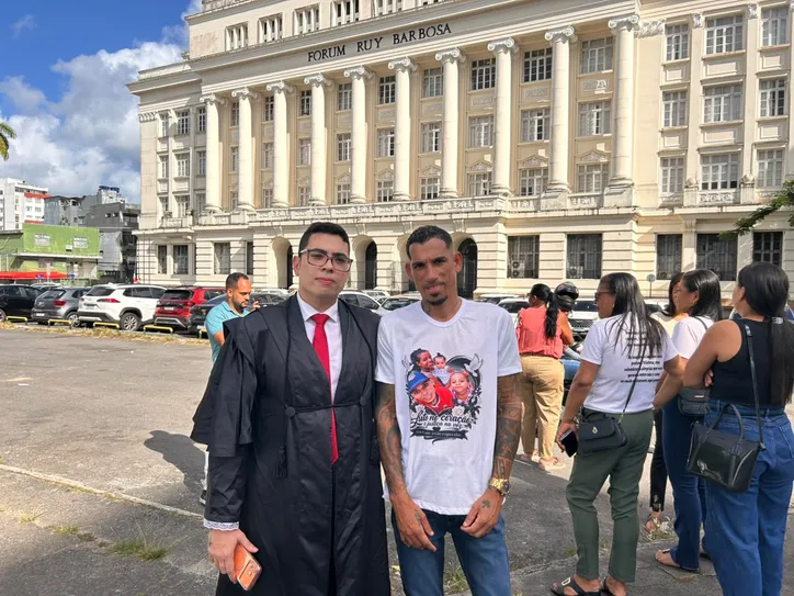 Advogado Bruno Torres e o pai das crianças Jeferson Brandão