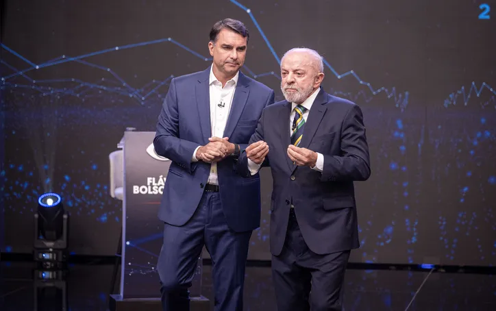 Flávio Bolsonaro e Lula