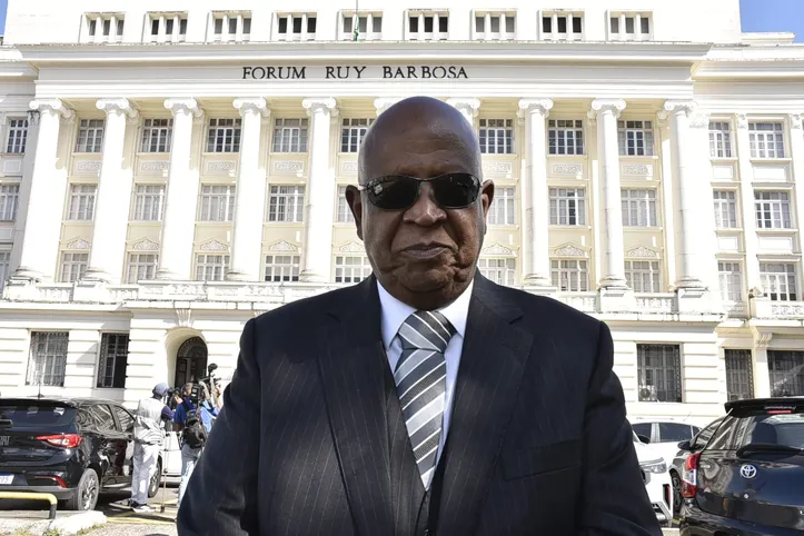 Advogado Hédio Silva