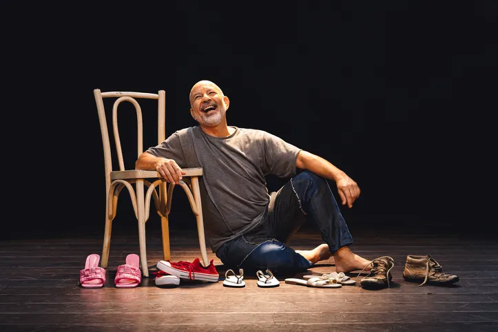 Marcelo Praddo interpreta cinco personagens no solo “Vou Te Contar!”