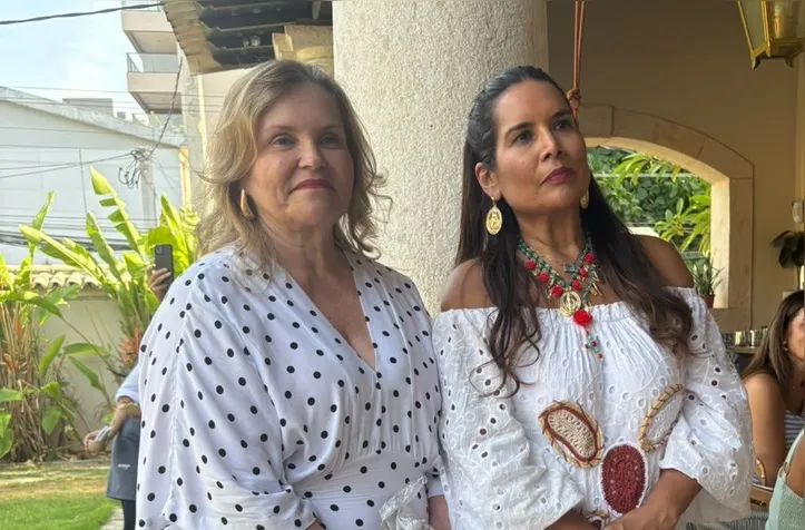 Consuelo Alban do ICB e Adriana Regis da Thereza Priore (A. Lemos)