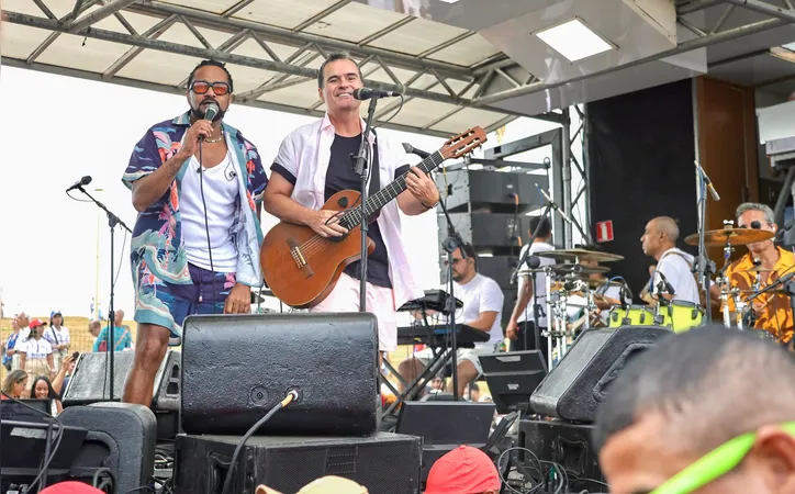 MUDEIdeNOME durante apresentação em edição anterior da Volta no Parque