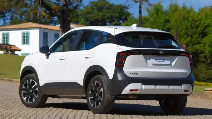 Traseira Nissan Kicks Advance