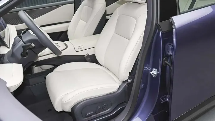 Bancos Nissan NX8