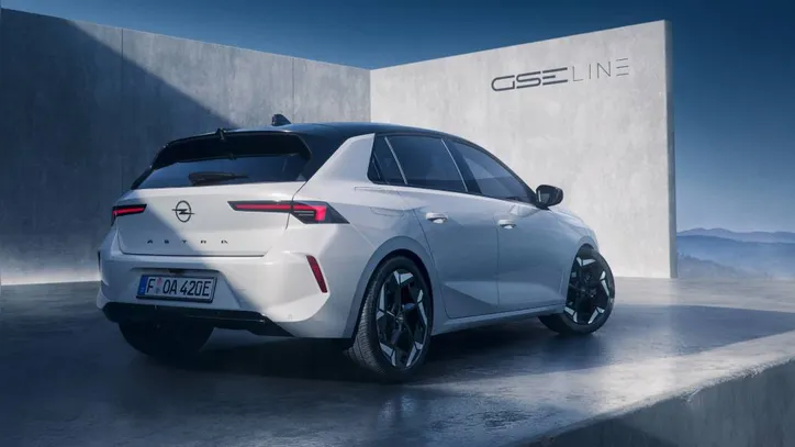 Traseira Astra GSE Line