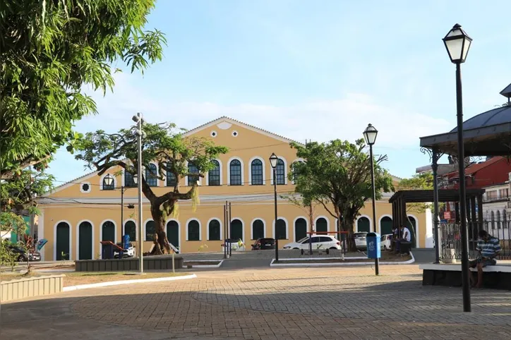 OFLICO leva literatura e programação para toda a família ao Santo Antônio Além do Carmo.