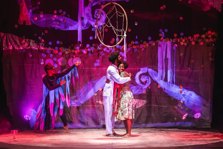 Musical “Ombela – A Origem das Chuvas” é uma das atrações do feriadão do Dia das Crianças na CAIXA Cultural Salvador.