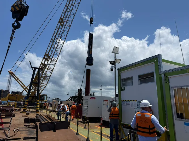 Nova etapa prepara a estrutura que dará suporte à construção do trecho central da ponte.