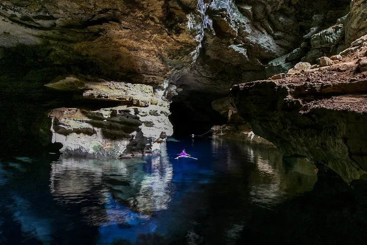 Poço Azul na Chapada das Mesas