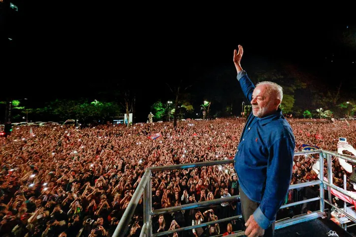 O presidente reeleito do Brasil, Lula (PT)