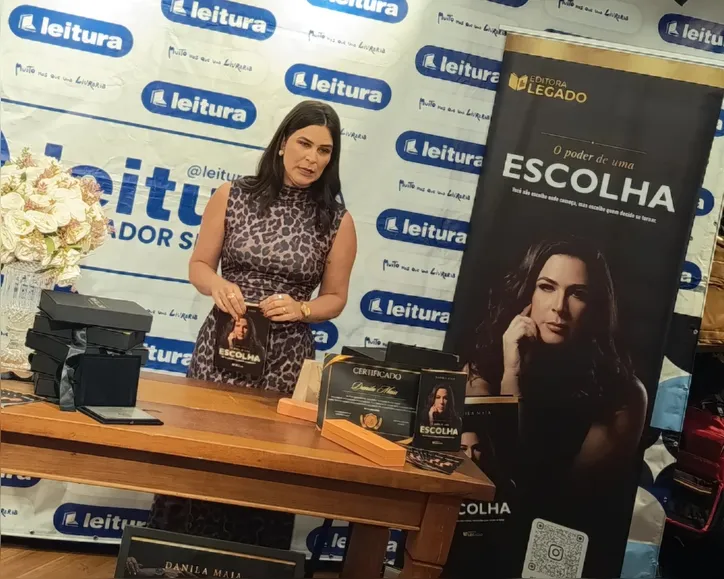 Danila Maia apresenta O Poder de uma Escolha na Leitura do Salvador Shopping