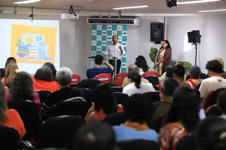 Programa de ensino médio a distância da Bahia completa 15 anos
