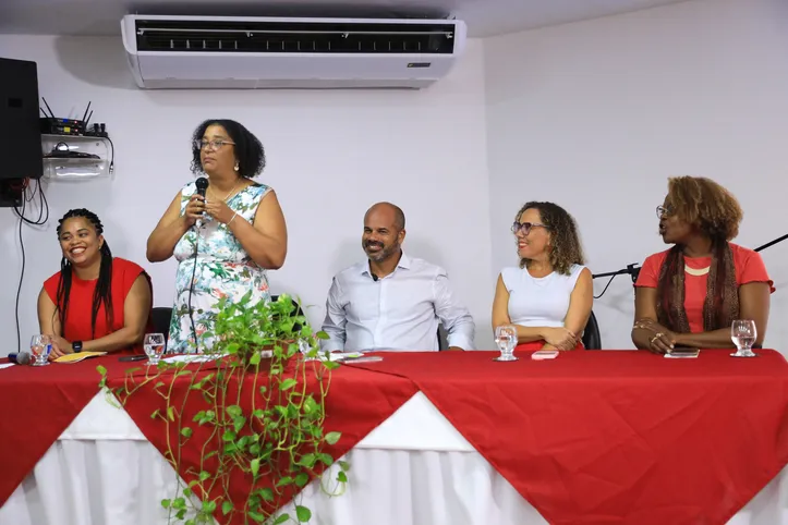 Programa de ensino médio a distância da Bahia completa 15 anos