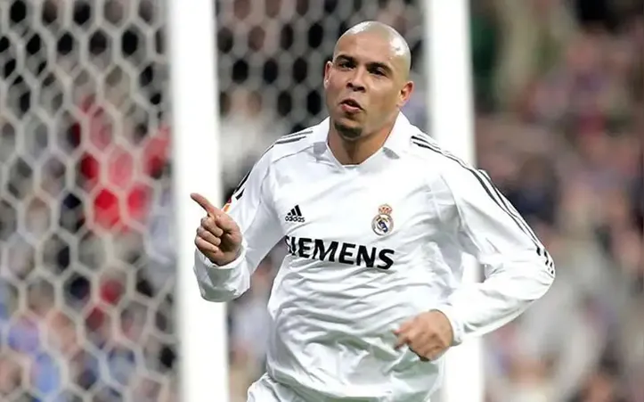 Ronaldo Fen&ocirc;meno pelo Real Madrid
