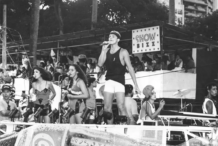 Netinho estreou no Carnaval como vocalista da Banda Beijo
