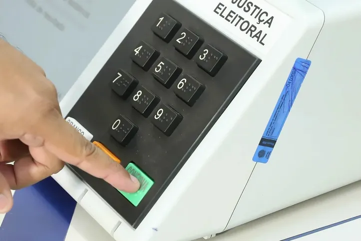 Urna eletrônica