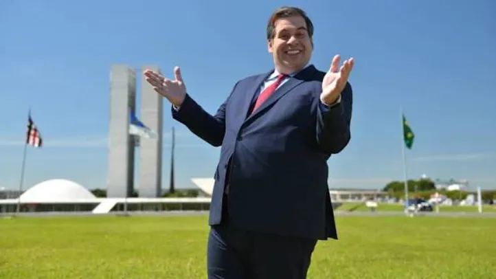 Imagem ilustrativa da imagem Segundo turno: 7 comédias sobre eleições para assistir no fim de semana