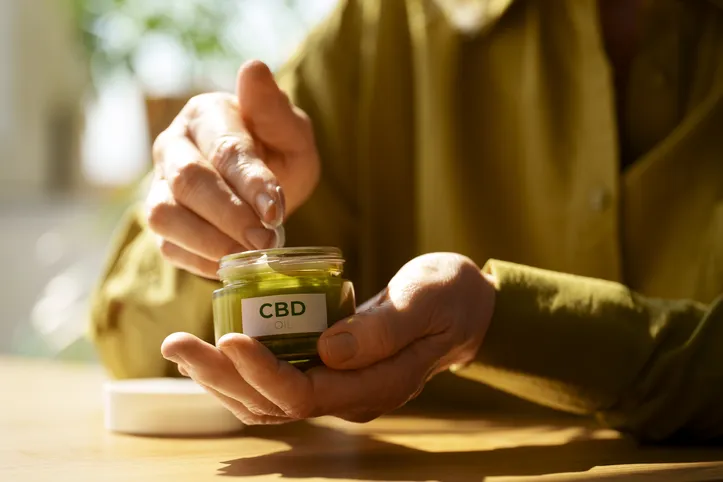 CBD pode estar presente em diversos tipos de tratamentos