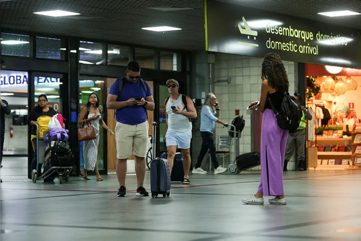Desembarque do aeroprto internacional de Salvador