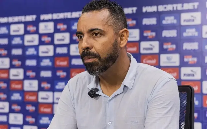 Felipe Freitas pelo Bahia