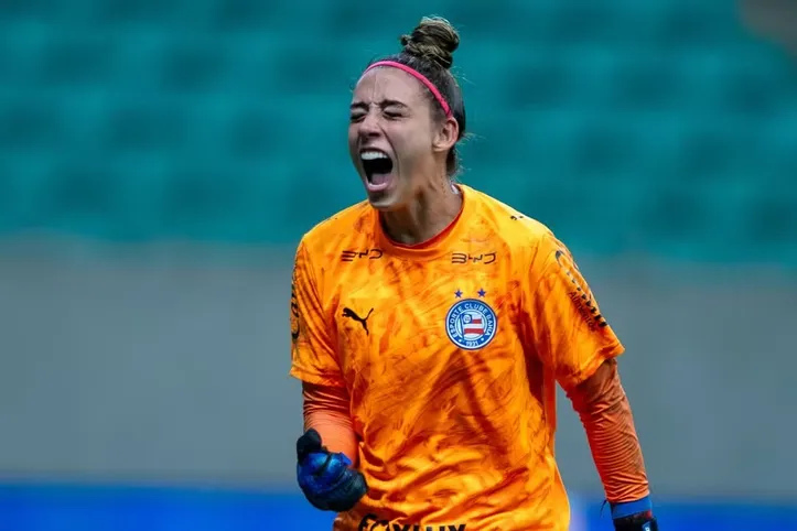 Yanne pelo Bahia