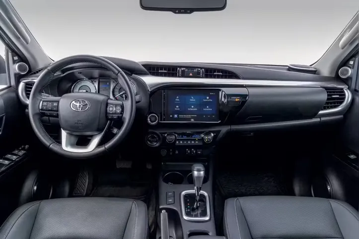 Interior Toyota Hilux