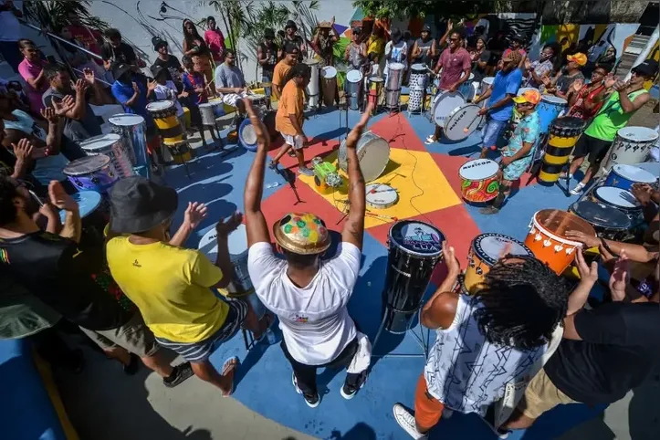 Roda de Timbau recebe Bato K neste domingo, 25, na Praça das Artes, no Candeal, com entrada gratuita