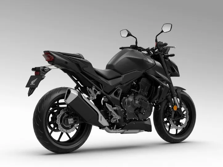 Linha 2027 da CB750 Hornet