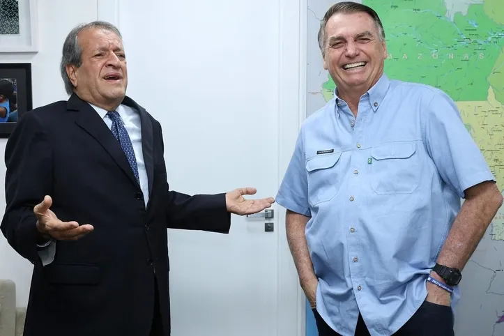 O presidente do PL, Valdemar Costa Neto, e o ex-presidente Jair Boslonaro