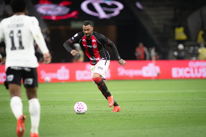 Luan Cândido em Corinthians 1x1 Vitória
