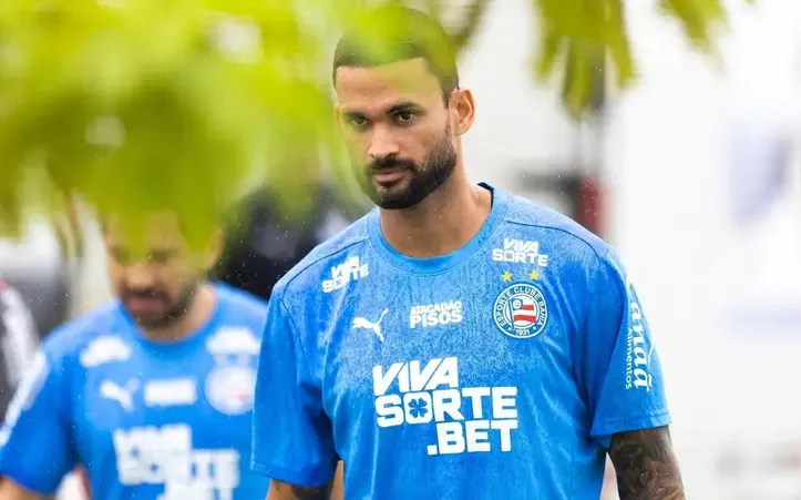 Willian José pelo Bahia