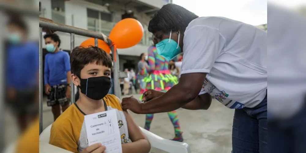 Imunização infantil marcou início da campanha iniciada nesta manhã em Salvador