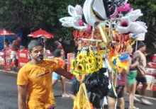 Imagem ilustrativa da imagem Ambulantes comentam o movimento de vendas no domingo de Carnaval