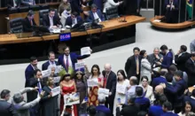Imagem ilustrativa da imagem Congresso derruba veto de Lula e mantém marco temporal indígena