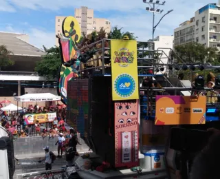 Didá homenageia Neguinho do Samba no Campo Grande