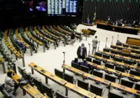 Congresso derruba veto de Lula e consegue R$ 3,6 bilhões de emendas