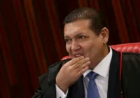 Kassio Nunes vota contra habeas corpus para evitar prisão de Bolsonaro