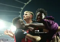 Leverkusen empata nos acréscimos e vai a final da Liga Europa