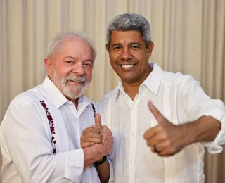 À espera de Lula, Jerônimo chega ao Extremo-Sul e realiza entregas