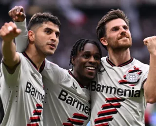 Bayer Leverkusen goleia Eintracht e chega a 48 partidas sem perder