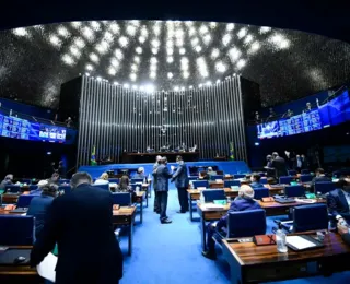 Bancada baiana no Senado vota a favor de seguro para veículos