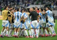 Argentina sofre, mas vence Equador e vai às semis da Copa América