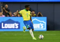 Brasil enfrenta Paraguai em busca da 1ª vitória na Copa América