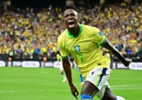 Brasil goleia o Paraguai e vence a primeira na Copa América