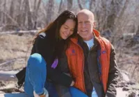 Esposa de Bruce Willis indica que o ator não consegue mais falar
