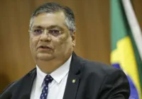 Flávio Dino mantém afastamento de desembargadores do TRF4