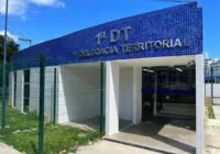 Homem morre eletrocutado durante poda de árvore em Salvador