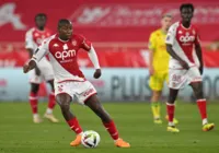 Jogador pode ser punido por cobrir logo contra homofobia