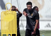 Jogar com Mbappé seria 'muito bom', admite Bellingham